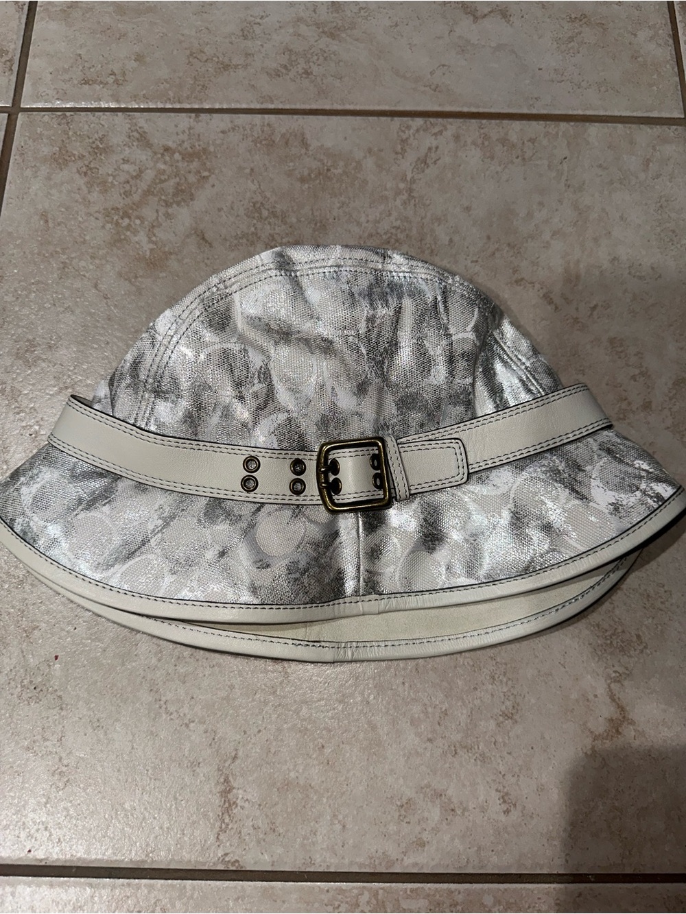 Coach Metallic Signature C Jacquard Bucket Hat Silver Cream Size M